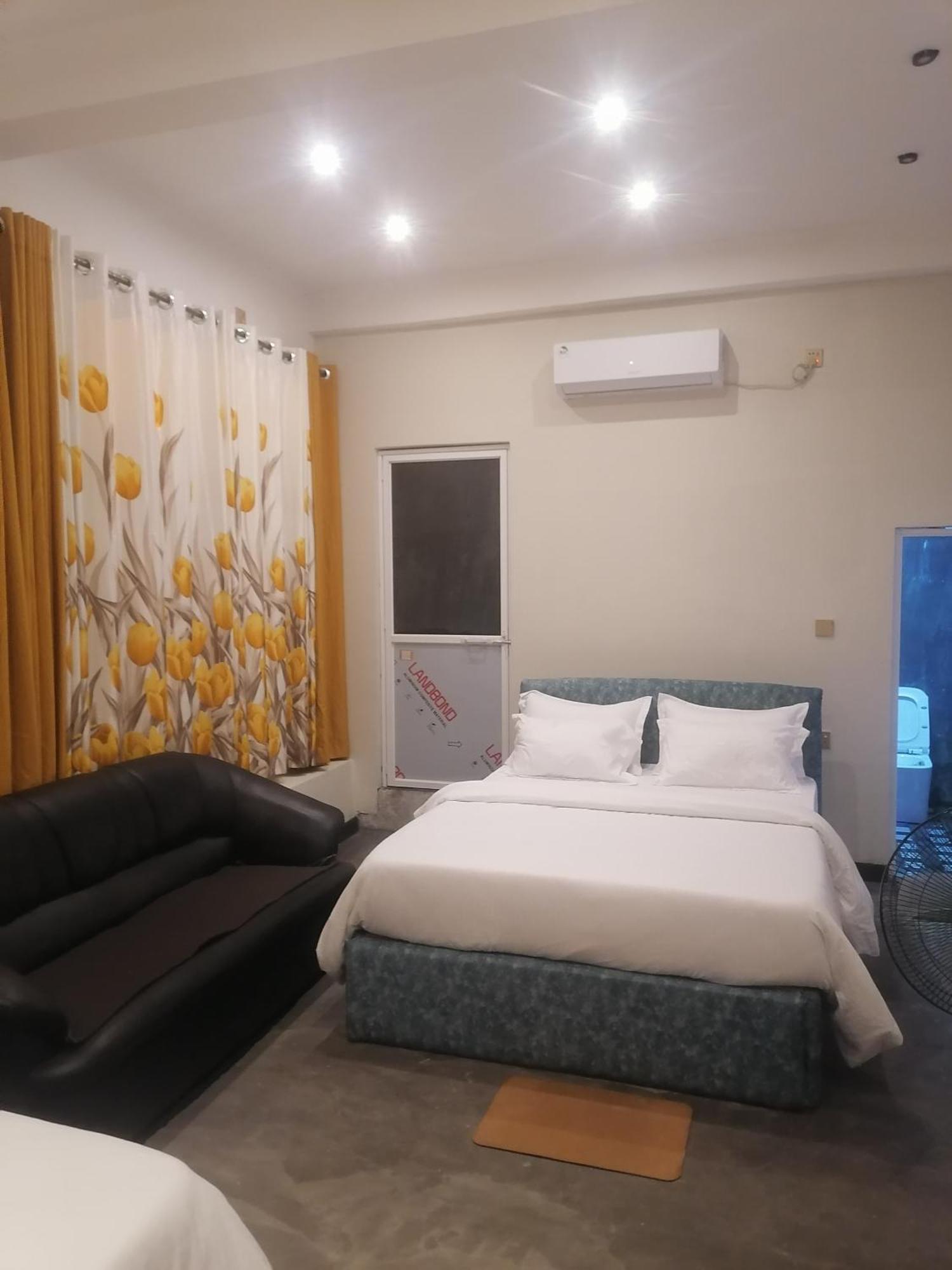 गेस्ट हाउस Summer 3*
